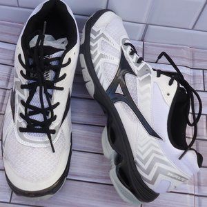 SIZE 12. MIZUNO wave BOLT 7 VOLLEYBALL shoes.